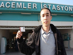 Kartına yüklenen serveti iade etti