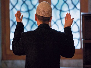 Aşure Günü'nü tatlı ile geçiştirmeyin