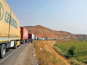 750 milyon dolarlık Türk malı Habur’da bekliyor