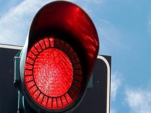 20 yıl sonra trafik ışığına kavuşan ülke!