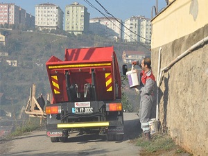Dar sokaklar için 'çöp taksi' dönemi başladı