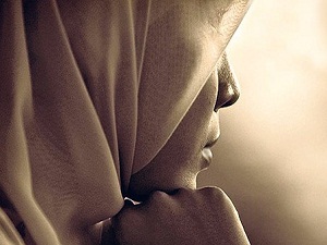 Fransa'da başörtü yasağının kalkmasına ilk adım