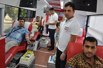 Kızılay'ın kan alma otobüsü Alanya'daydı