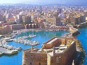 Yunanistan'ın nüfusu yaşlanıyor