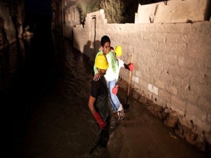 Gazze'de onlarca ev kanalizasyon suları altında