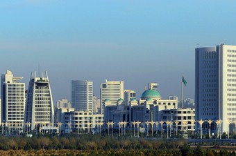 Türkmenistan’da 10 ayda 10 milyar dolarlık proje Türklere verildi
