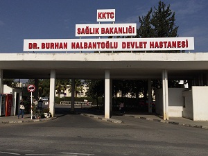 KKTC'de hastalar sağlık sistemine isyan etti