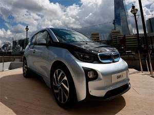 Elektrikli BMW'ler Almanya yollarında