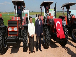 Myanmar'a traktör desteği