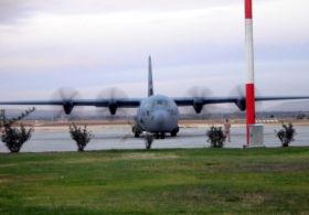 Kuveyt Suriyelilere Yardım Malzemesi Gönderdi