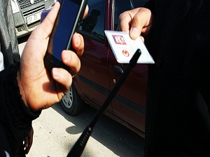 Polis her yerde 500 bin kaçağı arıyor!