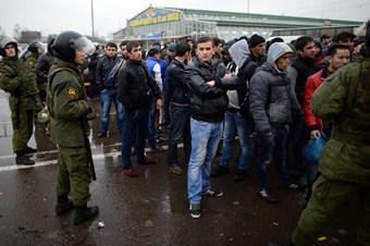 Rusya, her gün 3 bin yabancının ülkeye girişini yasaklıyor