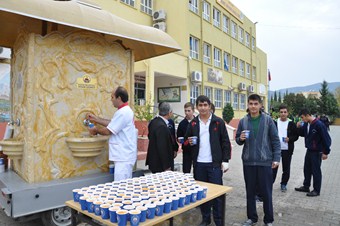 Belediyeden öğrencilere çorba ikramı