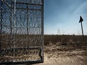 Bulgaristan’dan Türkiye sınırına 30 km’lik çit