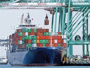 Dış ticaret açığı yüzde 32 arttı