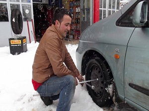Kış lastiği pazardan itibaren zorunlu