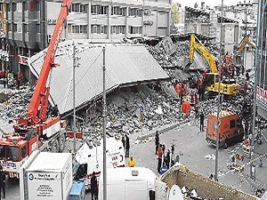 Bayram Oteli'nin yerine iş merkezi yapılıyor