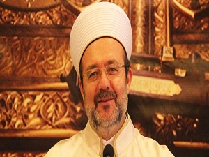 Mehmet Görmez'den cami çıkışı!