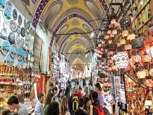 "Hayır Çarşısı" muhtaç ailelere umut oldu