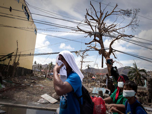 Türkiye, Filipinler halkına yardımı sürdürüyor