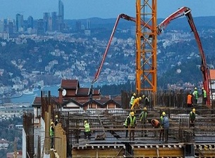 Çamlıca Tepesi'ndeki cami yükseliyor