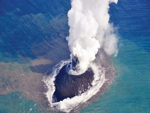 Yeni doğan ada giderek büyüyor!