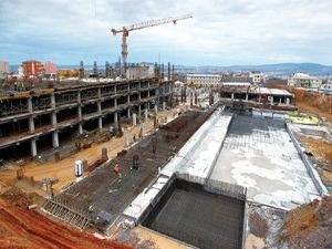 Minareler bir aya yükselecek