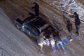 Başkentte kar yağışı yaşamı olumsuz etkiledi