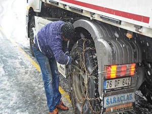 Kış lastiği takmayan trafikten men edilecek