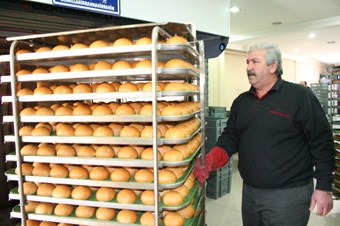 Ekmek israfını önlemek için ekmeği böyle üretiyor