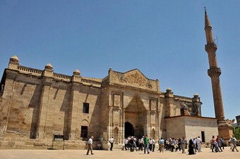 Kayıp kapı kanatları Türkiye'ye iade edildi