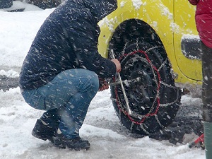 Zincir 80, takması 100 lira