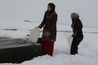 Sıcak savaştan kaçan Suriyeliler, şimdi de soğuk ile savaşta