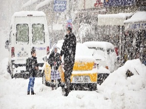 Soğukta yüz felci riski