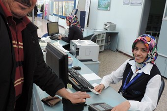 Özel hastanelerde avuçiçi taramaya 'fişleme' endişesi bulaştı