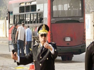 Mısır'daki cunta evlere de saldırıyor