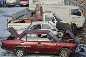 Kocasinan'da arabasını sokağa atan 65 kişi aranıyor