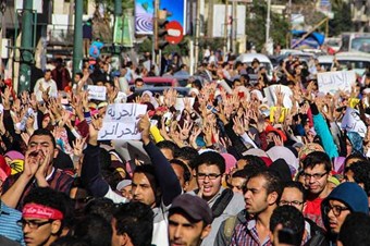 Öğrenci gösterilerine rektörlükten izin şartı