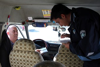 Servis araçlarının kontrolleri devam ediyor