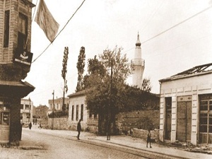 Kayıp camilerin peşinde