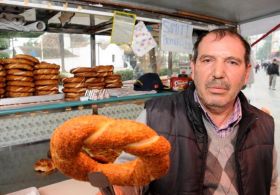 Antalyada Ekmek Ve Simite Yüzde 25 Zam