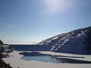 Köse barajı buz tuttu!