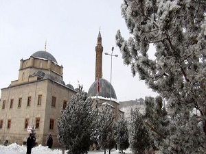 Doğu sıfırın altında 27 dereceyle donuyor