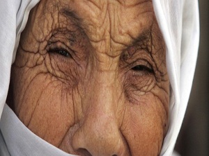 Dar gelirli yaşlıya bakım hizmeti