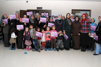 Aile okulunda mezuniyet sevinci