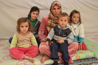 BM Suriye'de 'kayıp nesil' olmaması için para istedi!