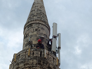 Minarelerdeki ‘baz istasyonları’ kaldırılıyor