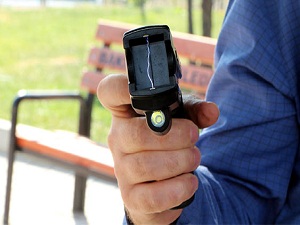 Hastane ve stattaki polise elektroşok cihazı alınacak