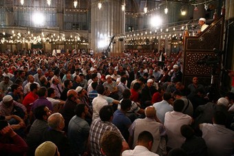 Hoparlörden vaaz uygulaması sona erecek