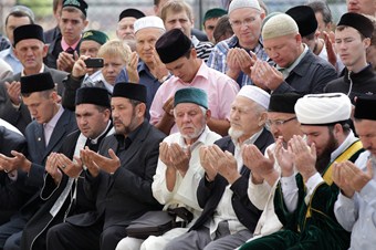 Müslüman sporcular için 6 imam görevlendirildi